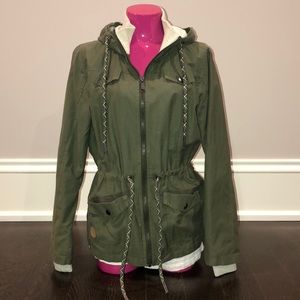 Women’s Dravus Dylan Olive Cinch Zip Up Jacket